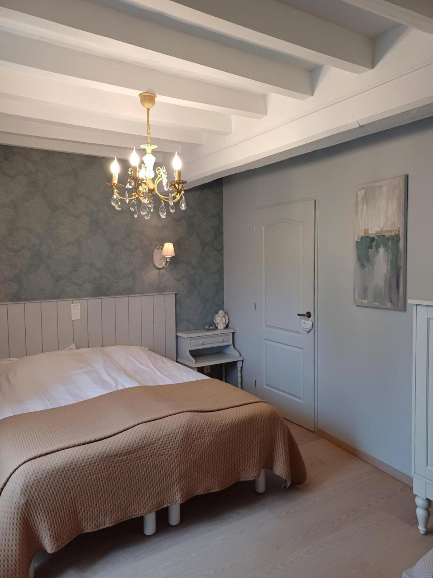 Le Repos Coquelicot Bed and Breakfast Montillot Exteriör bild