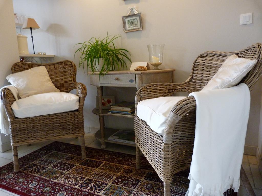 Le Repos Coquelicot Bed and Breakfast Montillot Exteriör bild